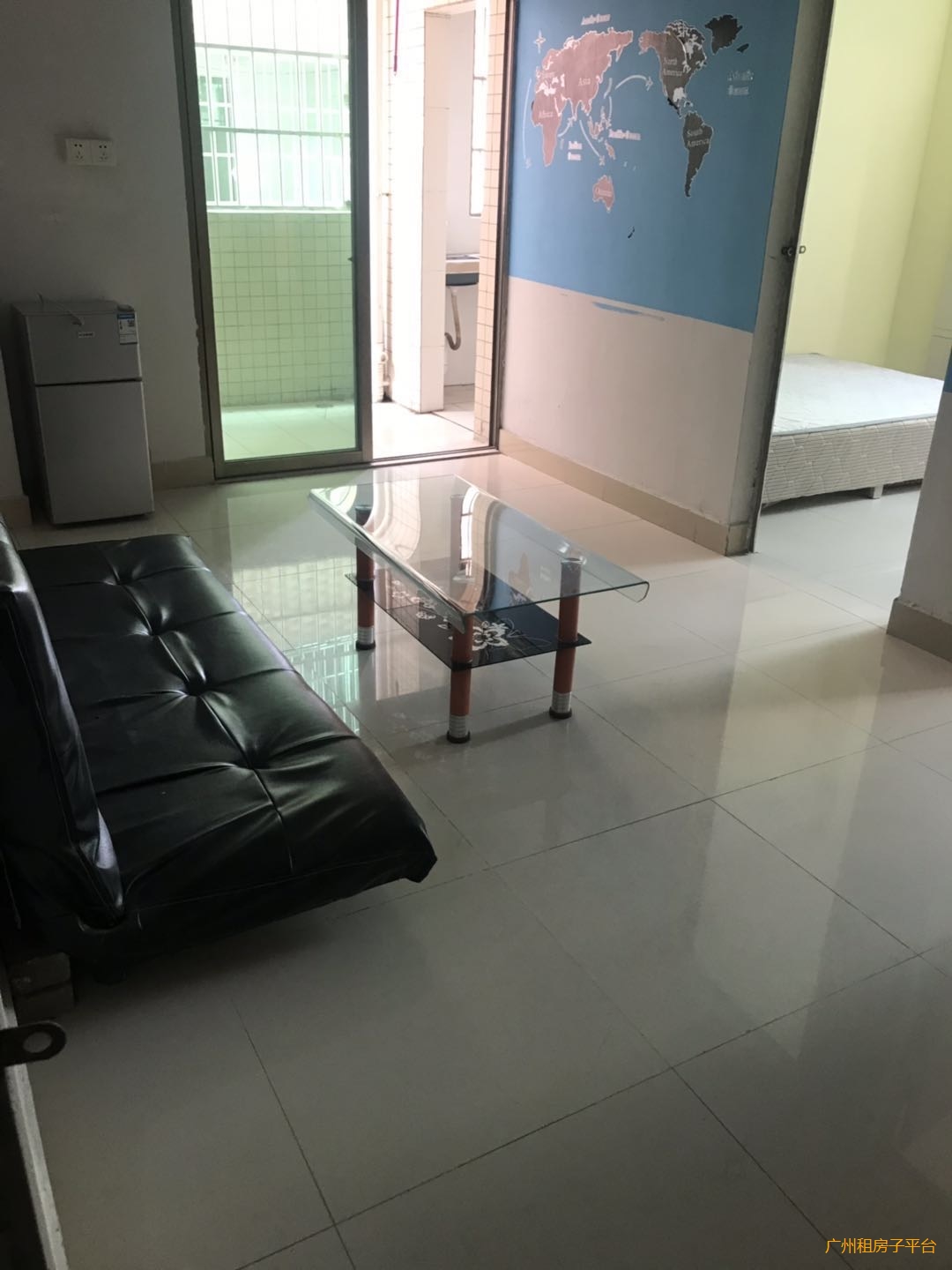 地铁三号线，龙归B出口。现有一房一厅、两房一厅
