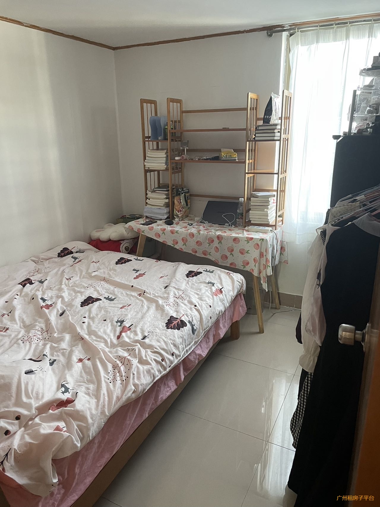 【转租】棠东地铁400米小区两房一厅2380元