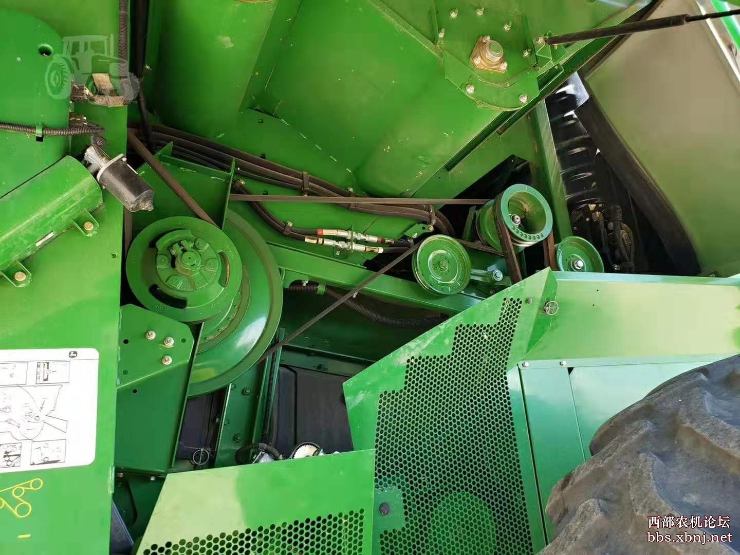 出售二手约翰迪尔收割机s680