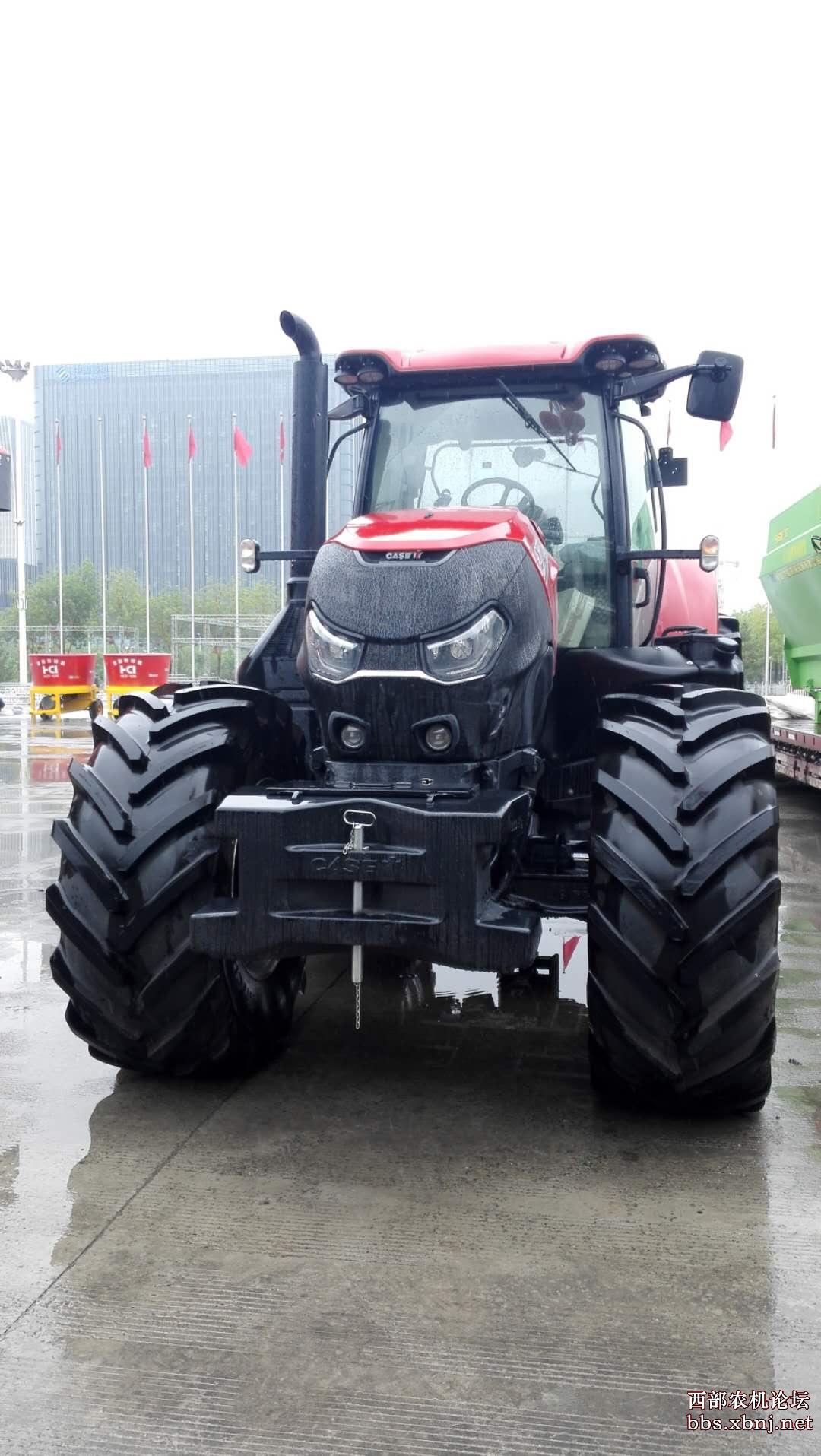 新款凯斯270亮相2019新疆农机展先睹为快