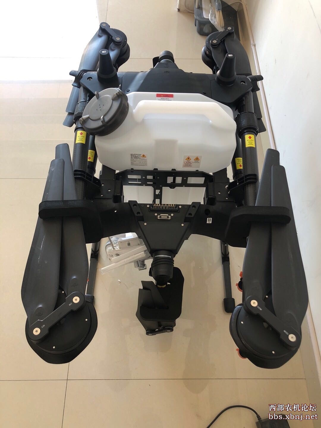 大疆t16植保无人机