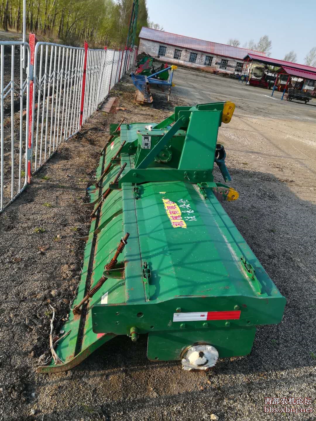 5大华旋耕机 730尖峰水田加重大犁17万    2016年进口6缸低配1404高华