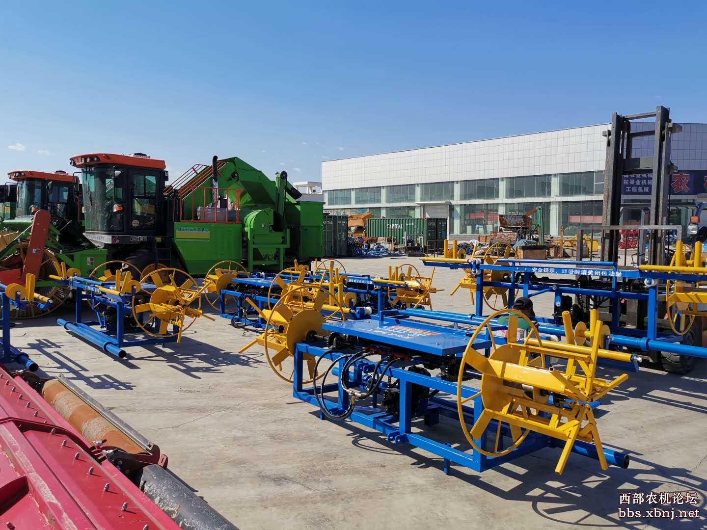 新型滴灌带回收机,好用不断带!