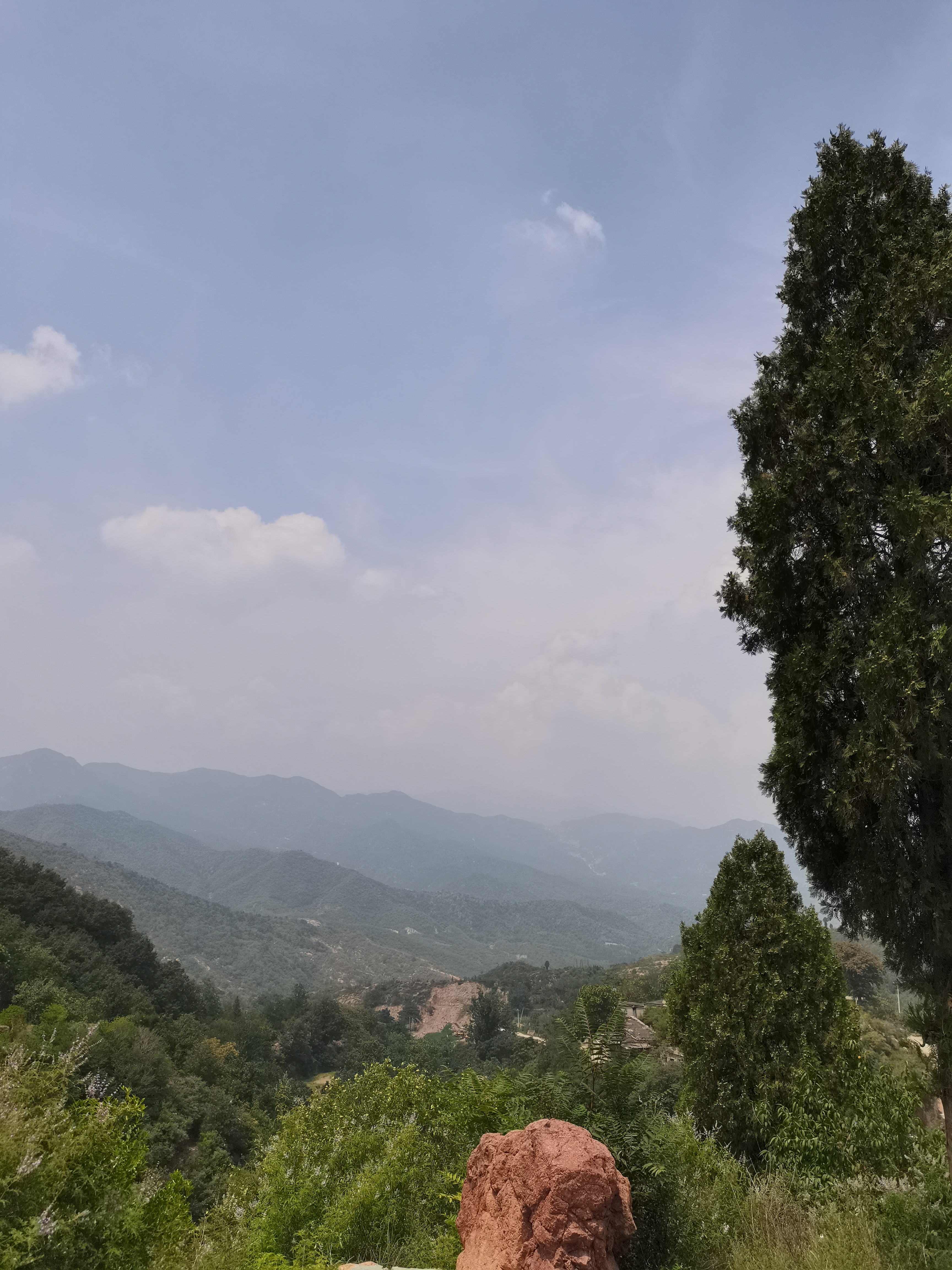 内丘县火车站健步队黄岔旅行健步,美丽山区