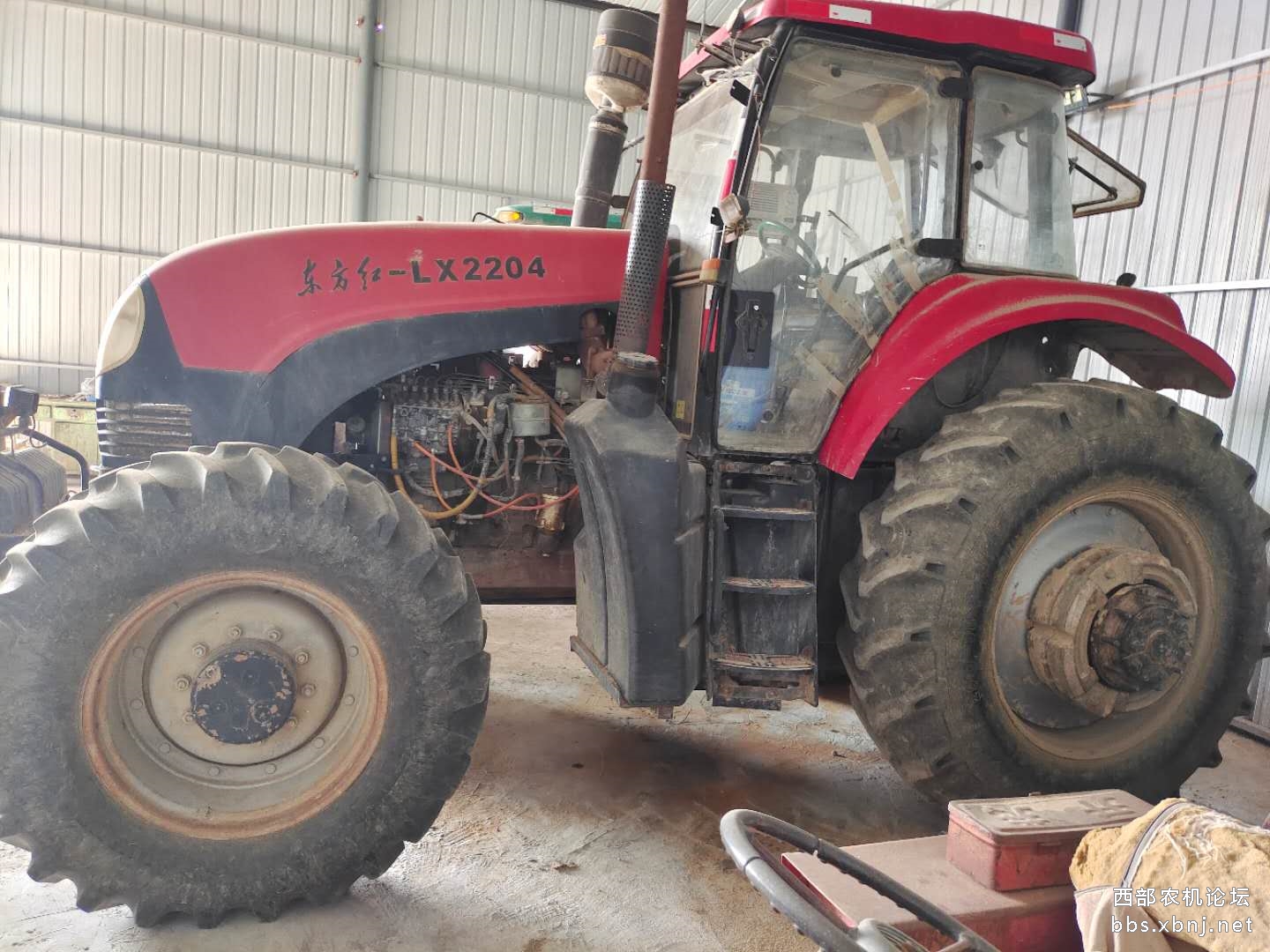 东方红lx2204