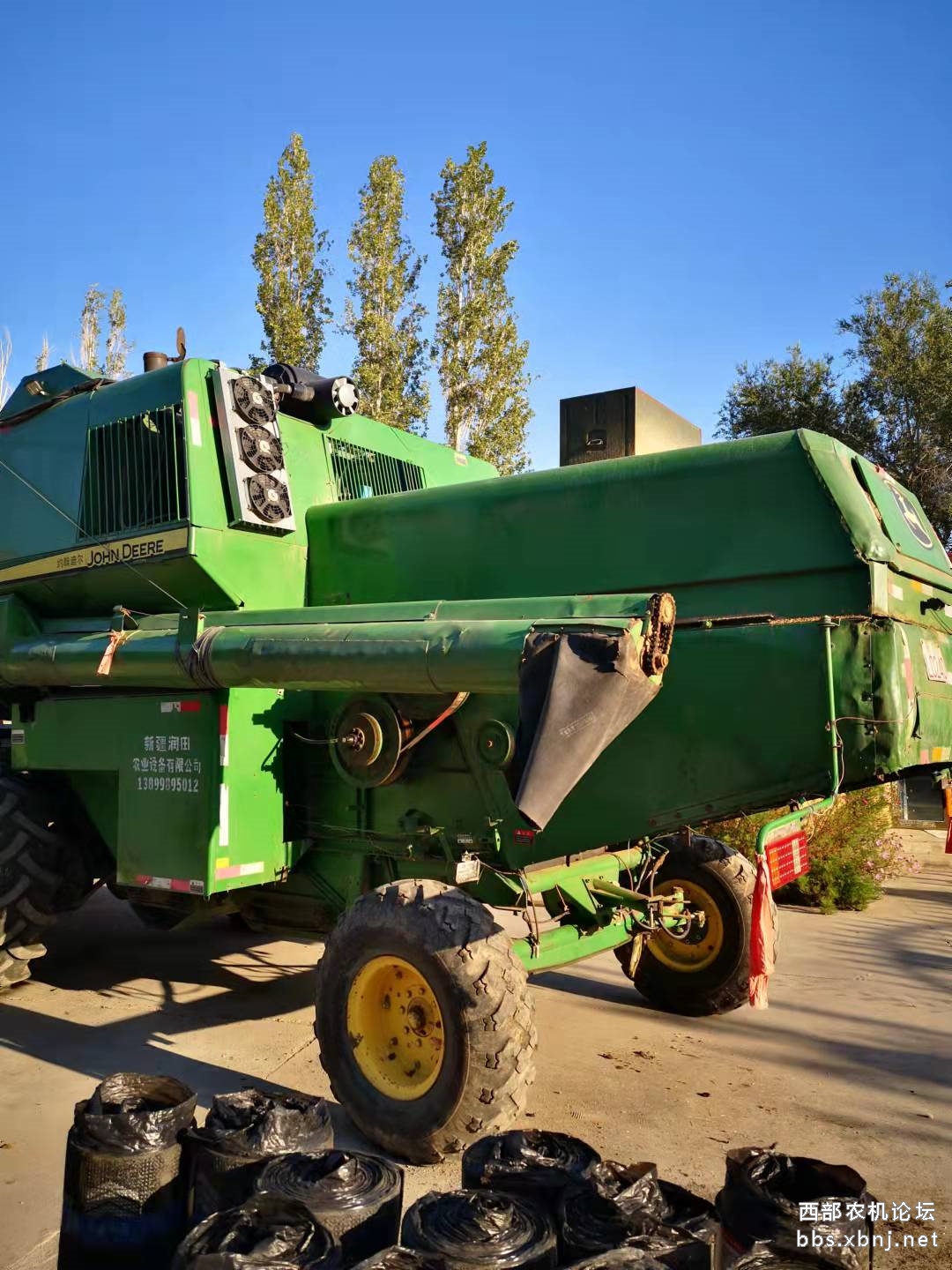 急需要出售14的6缸w210收割机带玉米