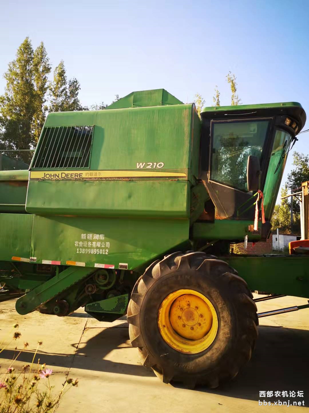 急需要出售14的6缸w210收割机带玉米