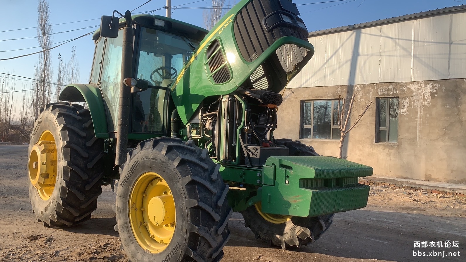 出售迪尔2104一台