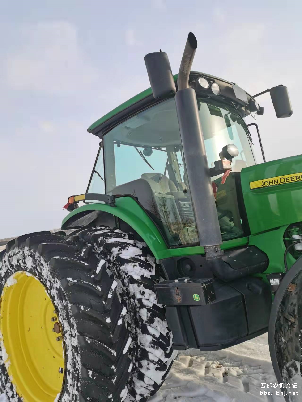 出售16年迪尔2204两千七百多小时副轮几乎全新