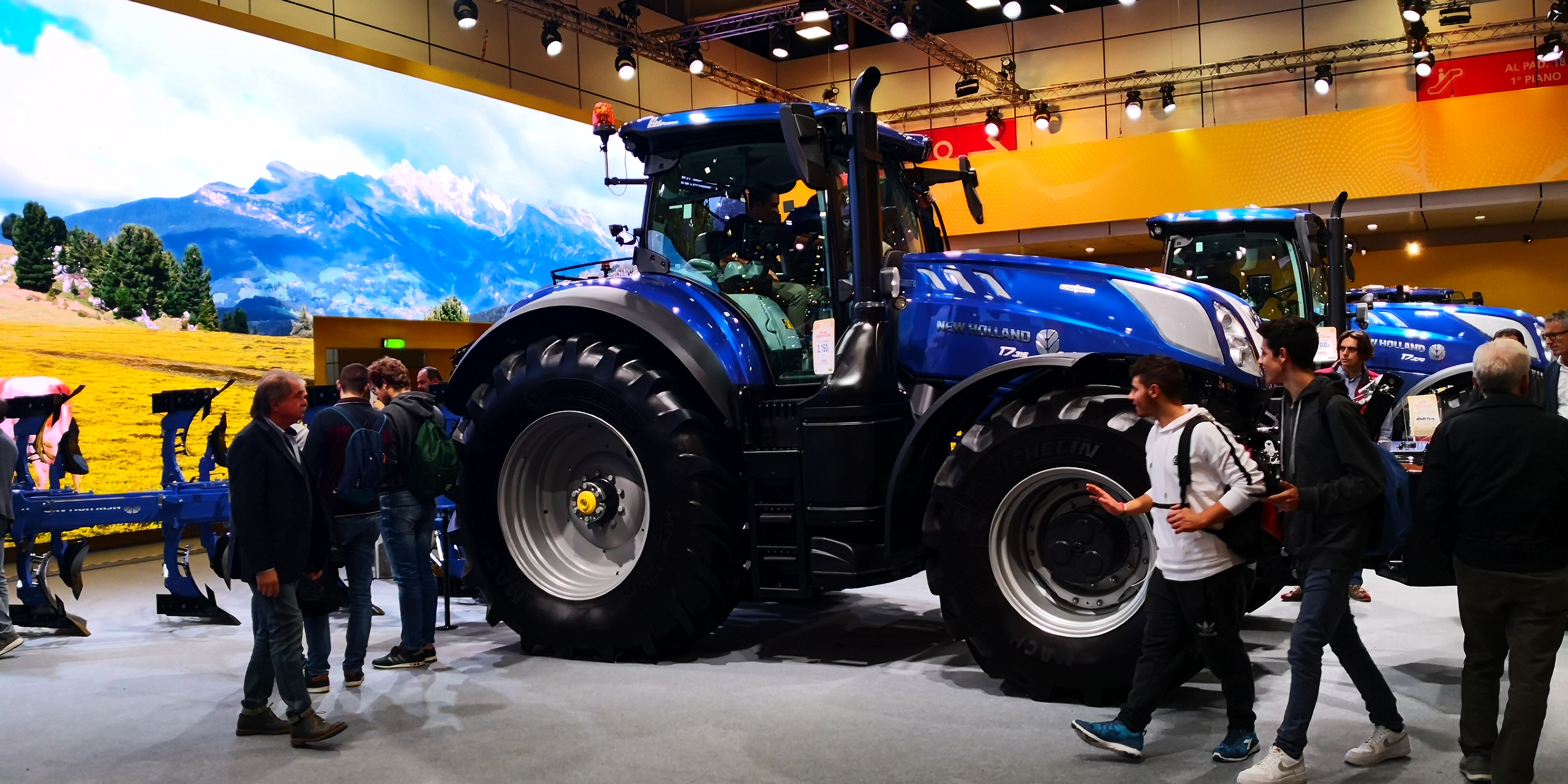 【直播】2018意大利艾玛农机展纽荷兰全景展示!